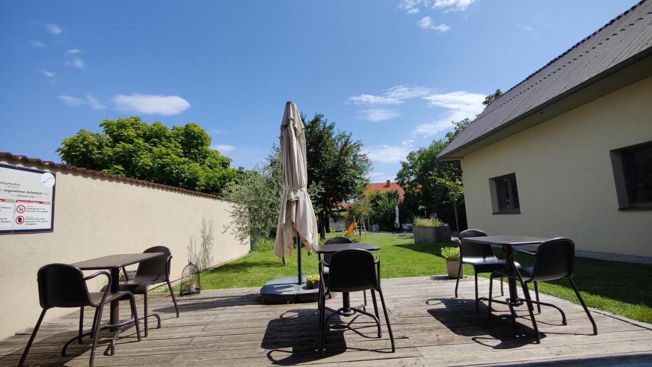 Sabines Apartments Ferienwohnungen Frauenkirchen Dış mekan fotoğraf