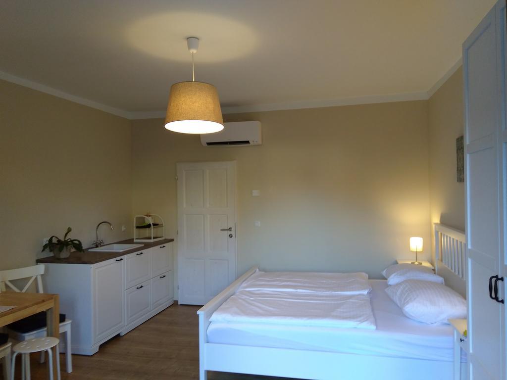 Sabines Apartments Ferienwohnungen Frauenkirchen Dış mekan fotoğraf